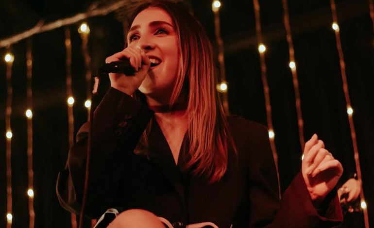 La historia detrás de “Medusa”, la canción de Olga Lucía Vives que terminó en una serie de Netflix