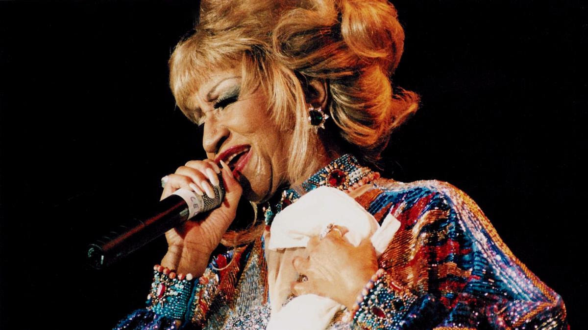 ‘Diosa de Diosas’: Celia Cruz, la Reina de la Salsa, es recordada por Emilio Estefan, La India, Randy Malcom y Goyo