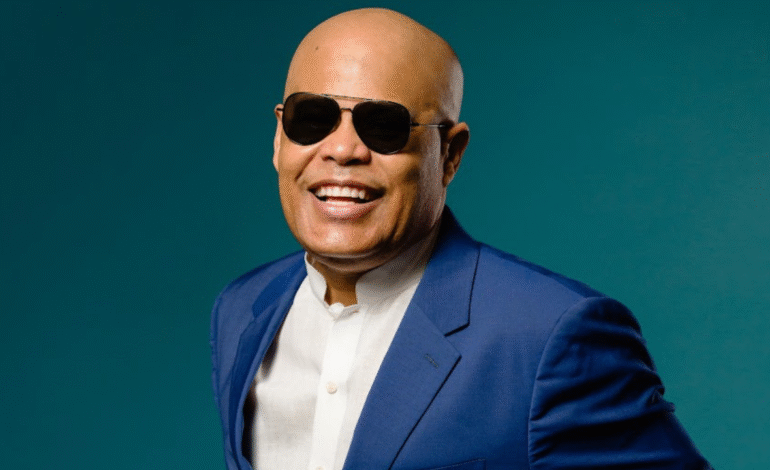 Rubby Pérez entra póstumamente a los charts de Billboard con álbum de grandes éxitos