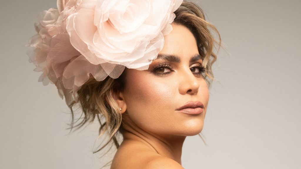 Adriana Lucía regresa 8 años después con un álbum homónimo