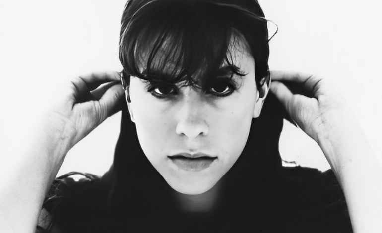 ‘Jagged Little Pill’ de Alanis Morissette, el disco que transformó el pop y el rock