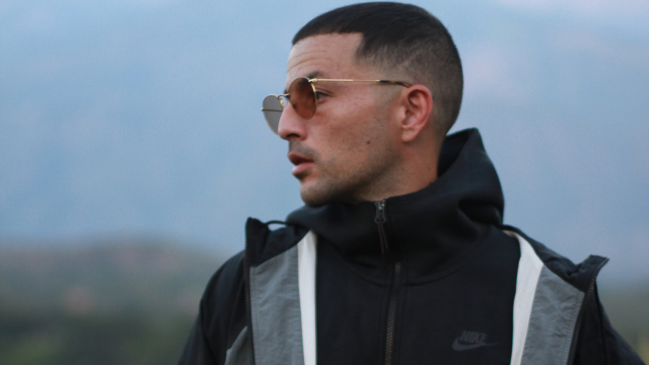 Así son las estrategias callejeras que impulsan el regreso de Crudo Means Raw