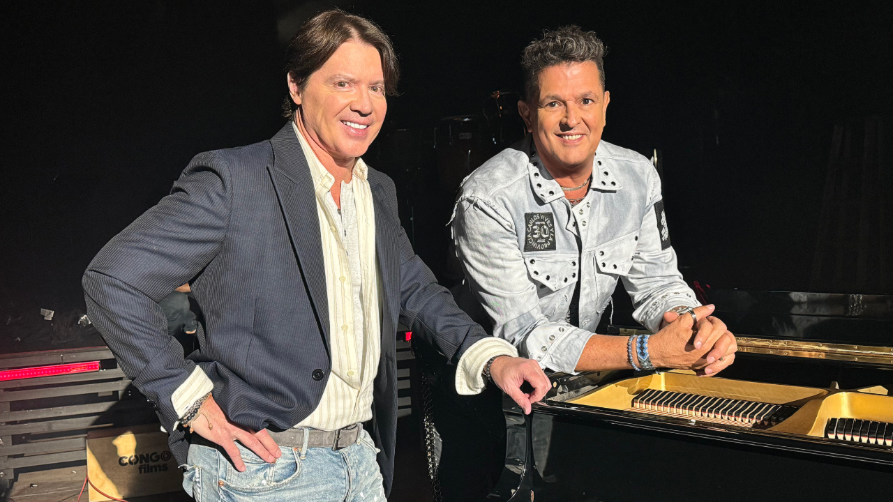 De la mano de Carlos Vives y Manuel Medrano, el pianista Arthur Hanlon presenta el álbum más elaborado de su carrera
