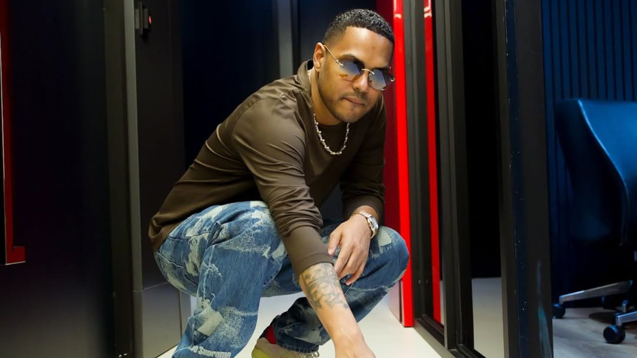 Sony Music se alía con Alofoke para proyectar la música dominicana a nivel global