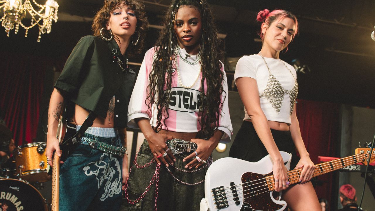 DARUMAS: las mujeres que tomaron por sorpresa a la industria musical, incluso antes de su debut