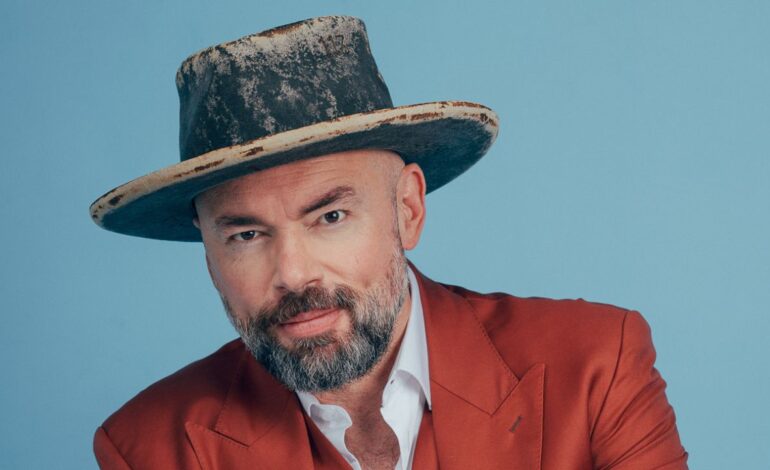 Santiago Cruz lanza disco inspirado en su recordado álbum ‘Cruce De Caminos’