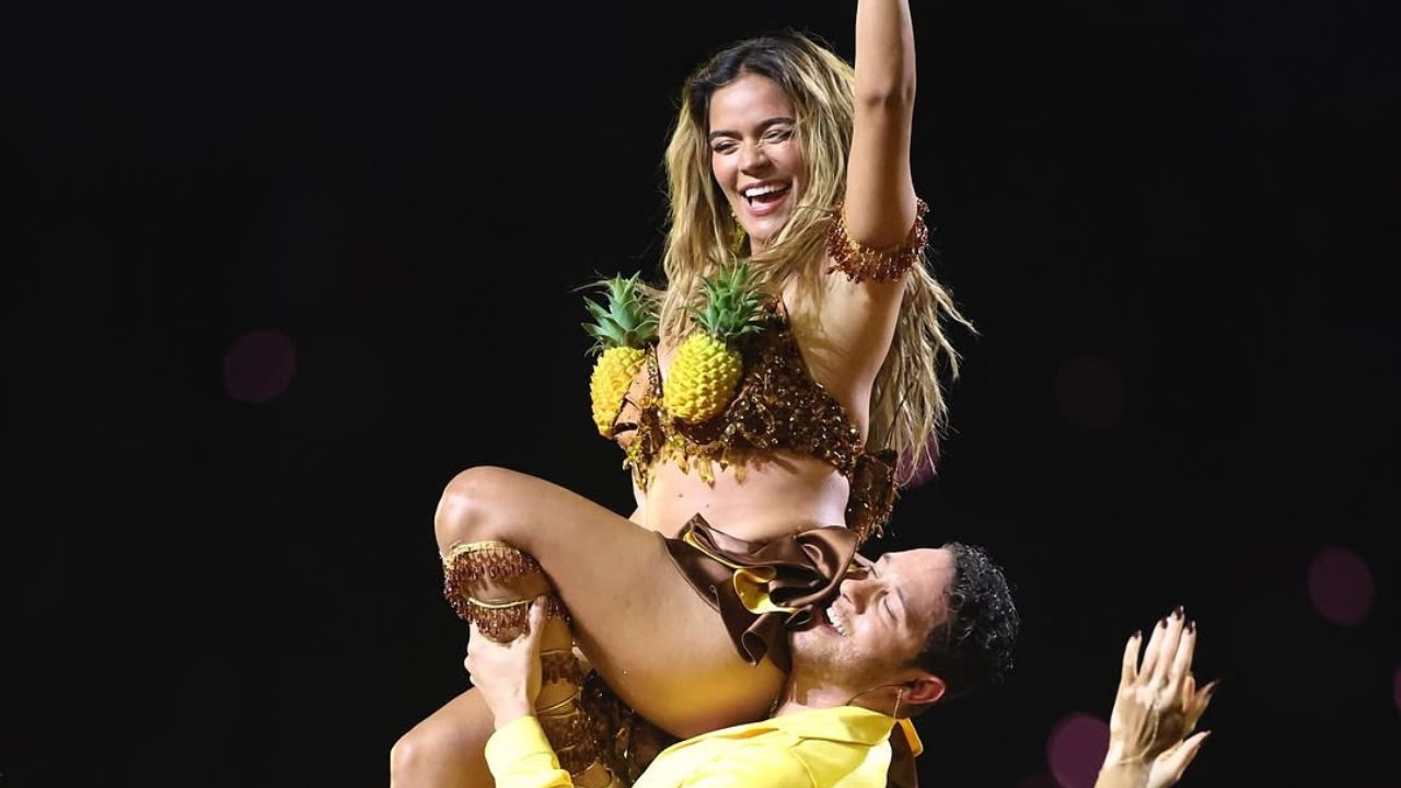 Karol G deslumbra con show tropical de medio tiempo de la NFL en Sāo Paulo: ‘¡Hey Brasil!’