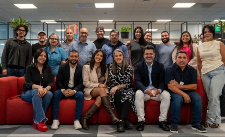 Ángela Leiva firma con Universal Music, en un movimiento estratégico que impulsa su carrera global