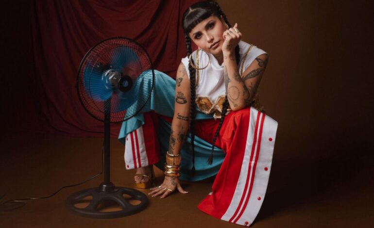 Martina La Peligrosa combina raíces y pop urbano en ‘Caribeña’