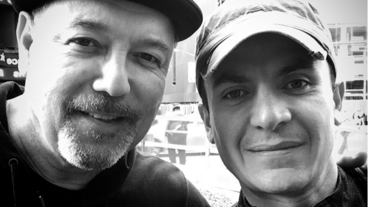 Ruben Blades acompaña a Fonseca en su nuevo video «Nunca Me Fui»