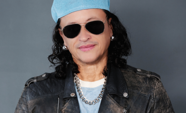 Elvis Crespo será homenajeado con el Premio Billboard Salón de la Fama y actuará en los Premios Billboard de la Música Latina 2025