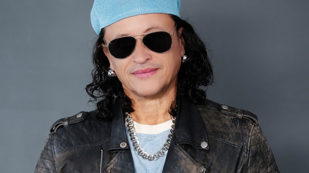 Elvis Crespo será homenajeado con el Premio Billboard Salón de la Fama y actuará en los Premios Billboard de la Música Latina 2025