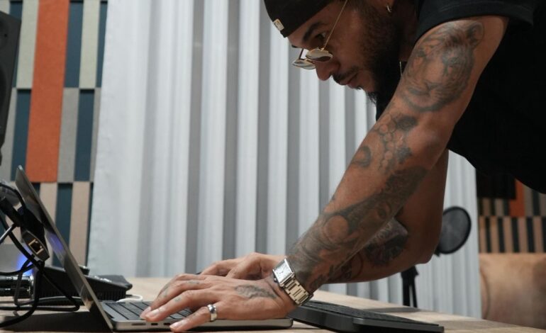 Gangsta: el productor nominado al Latín Grammy que transformó el sonido de Kapo, Ryan Castro y Fariana