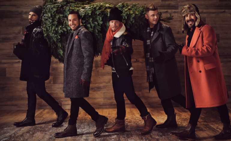 Backstreet Boys presenta versión reggaetón de “Feliz Navidad”