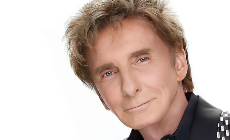 Barry Manilow, ícono de la balada contemporánea, enfrenta cáncer de pulmón a los 82 años