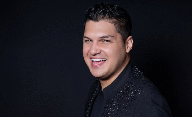 Elder Dayán Díaz rinde tributo al Binomio de Oro