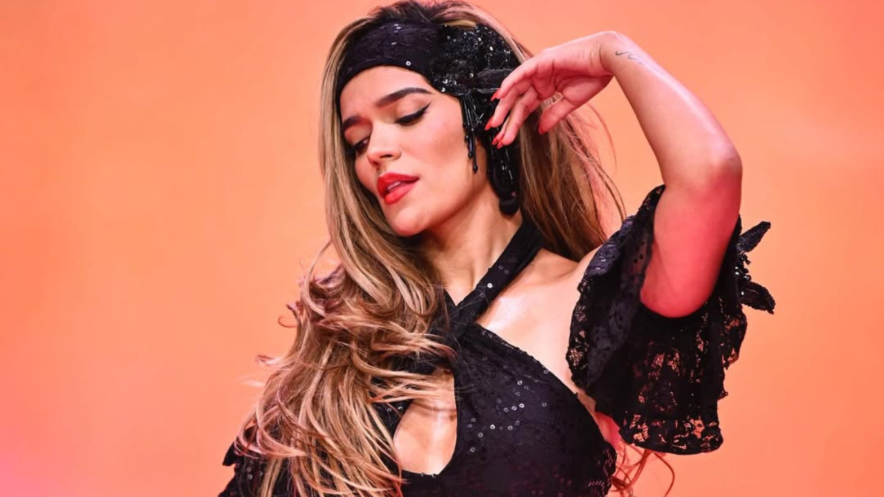 La Premiere: El documental detrás del ‘Tropicoqueta’ de Karol G