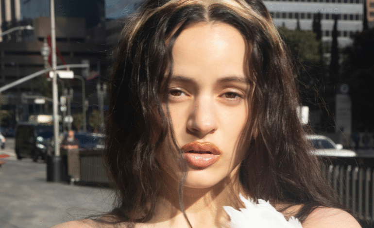 “La Perla”, de Rosalía con Yahritza Y Su Esencia, se corona como el Greatest Gainer de la semana en el Billboard Colombia Hot 100