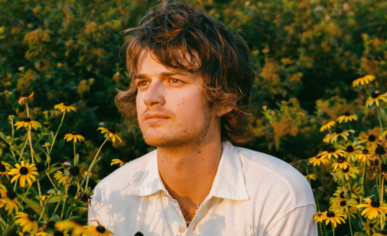 Djo se corona en el Global 200 de Billboard y debuta en el Colombia Hot 100