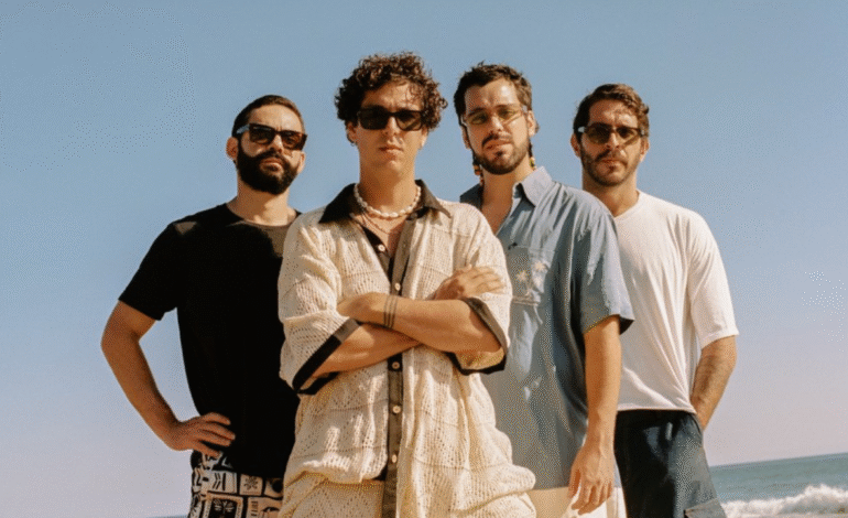 Rawayana da la bienvenida al 2026 preguntando ‘¿Dónde Es El After?’