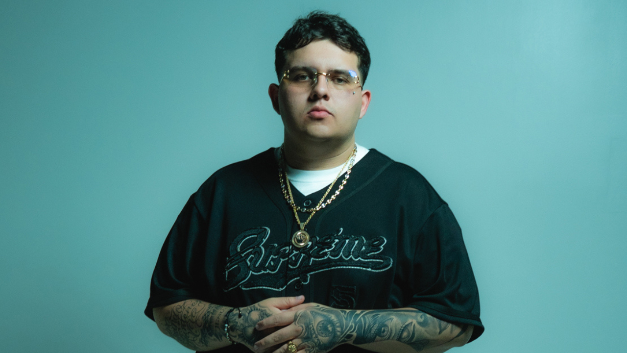 Young Fatty firma con ReLo-Co. Music, Globalatino Music Partners y Dímelo Jara