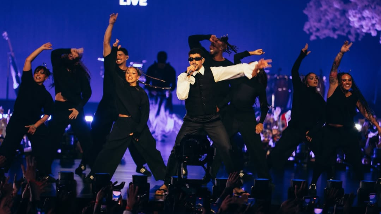 Bad Bunny da su 1er concierto en Asia en Billions Club Live de Spotify en Tokio acompañado de estrellas latinas