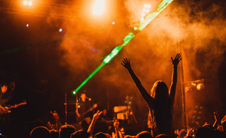 El boom de conciertos en Colombia no solo mueve turismo nacional, sino internacional