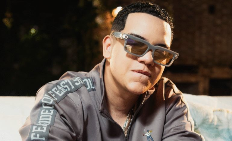 J Álvarez sobre su nuevo disco, entrada al Colombia Hot 100 y colaboración con Tego Calderón