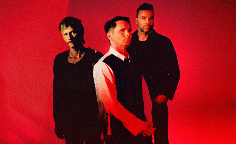 Muse presenta “Be With You” y anuncia su nuevo álbum ‘The Wow! Signal’