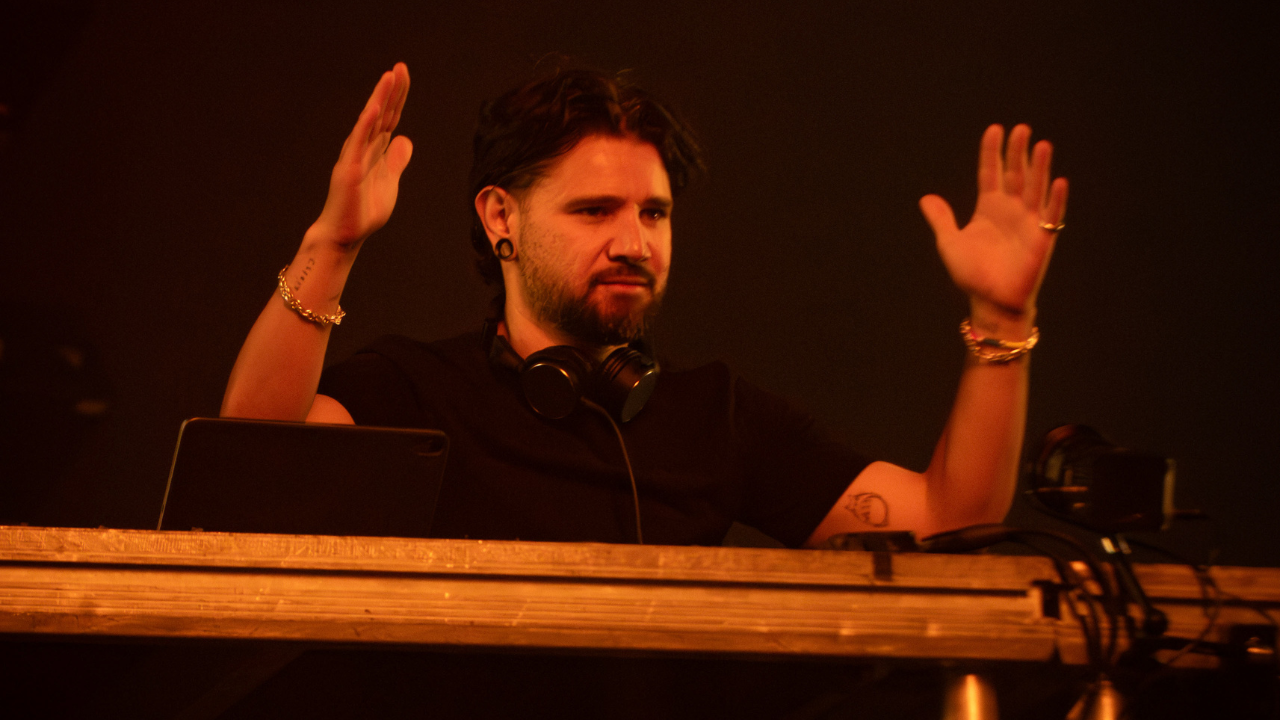 Sabrina Carpenter arresta a Doechii y Skrillex presenta canción con Young Miko: lo mejor del último día del FEP