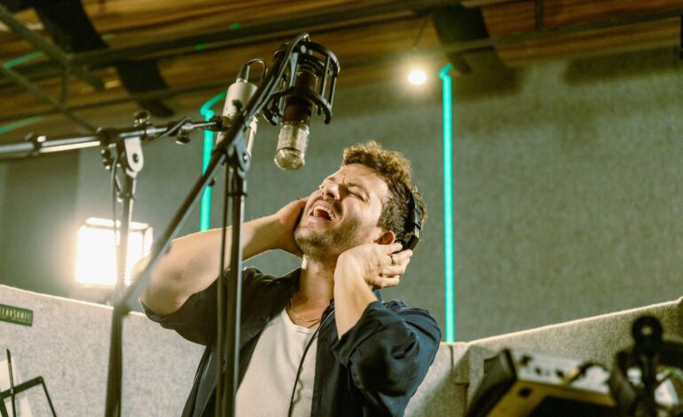 Gusi conecta colegas de diversas generaciones con ‘Vallenato Social Club’