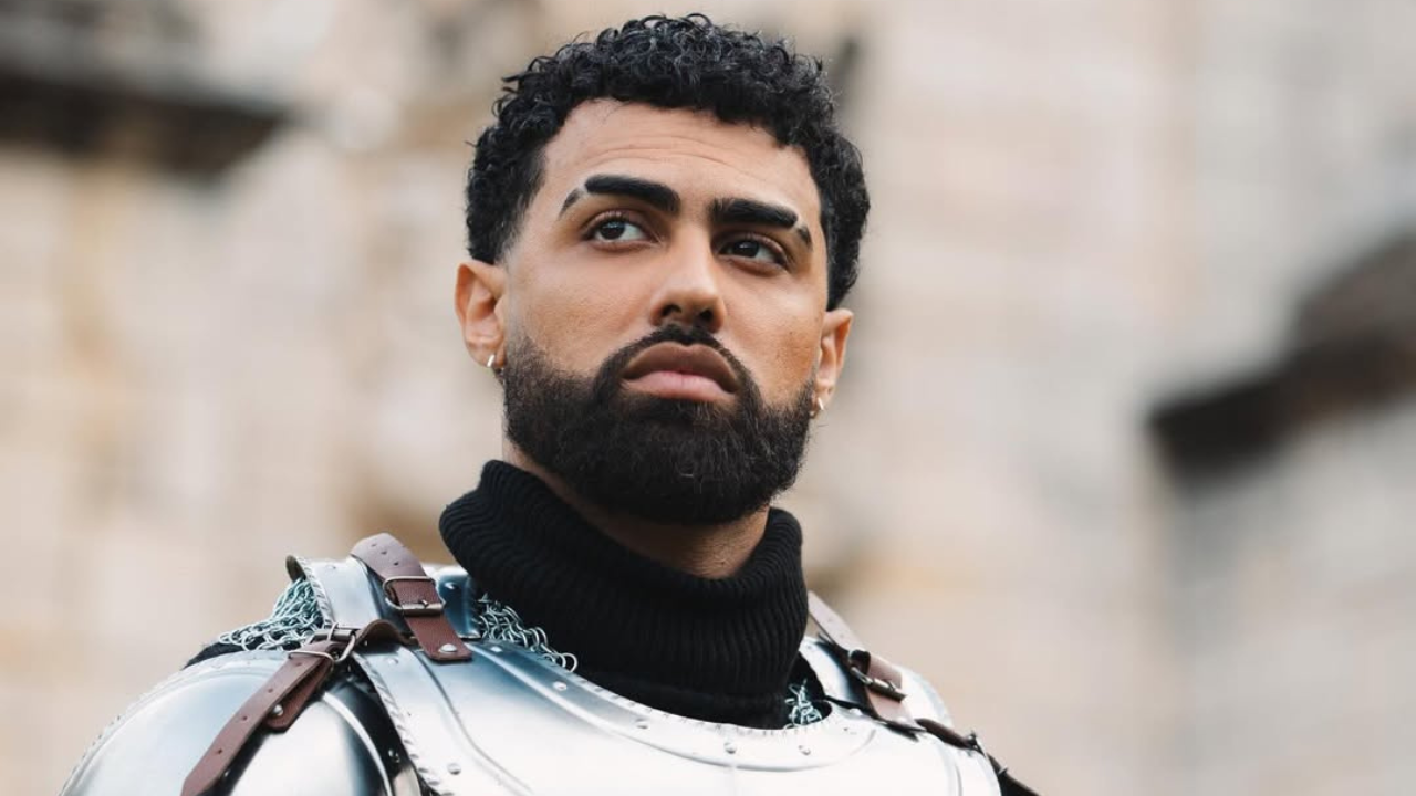 A tan solo una semana de su lanzamiento, “De Lejitos” de Jay Wheeler se convierte en el Hot Shot Debut de la semana