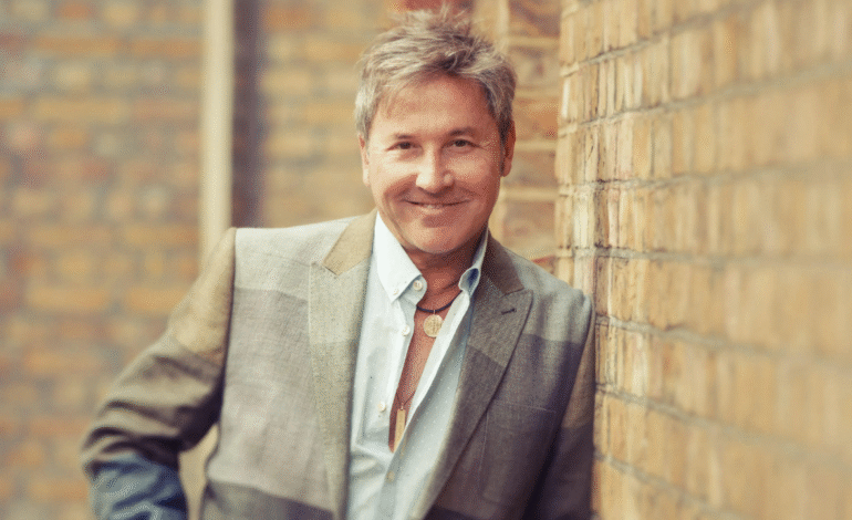 “La Cima del Cielo”: Una metáfora suprema del amor, un reciente matrimonio y un hogar en las alturas