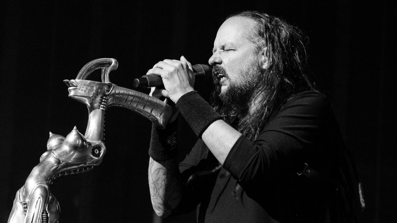 Korn revivió la adolescencia de más de 20.000 asistentes
