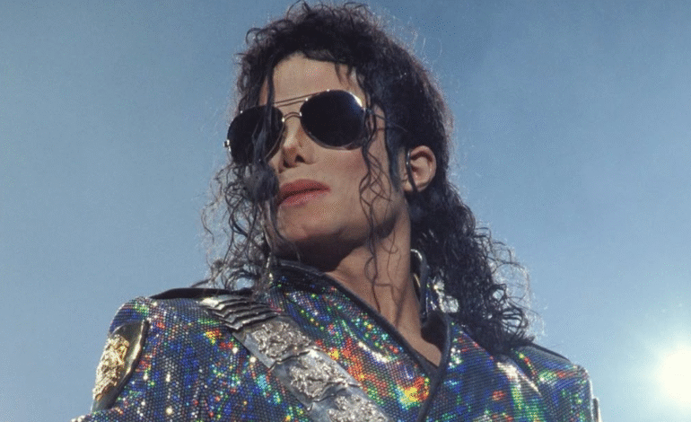 A una semana del estreno de su película, Michael Jackson debuta en el Colombia Hot 100