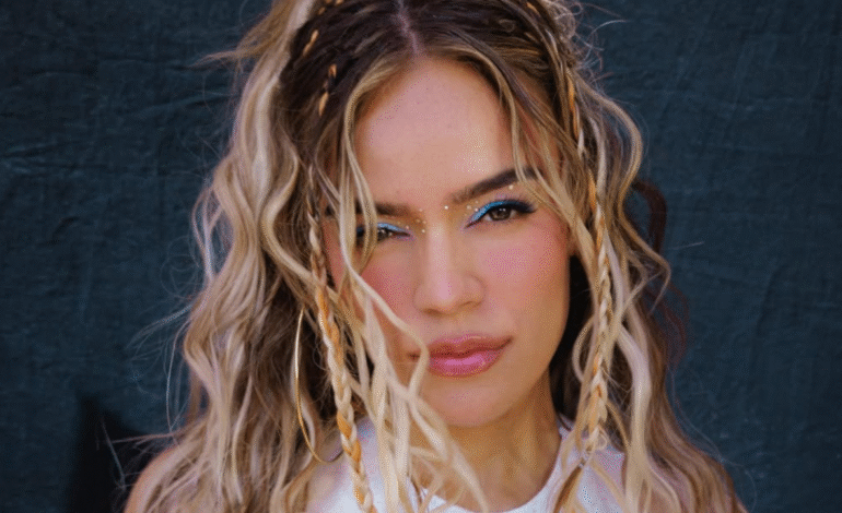 Karol G recibirá Premio Internacional de Excelencia Artística y actuará en los American Music Awards 2026