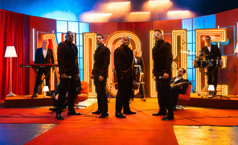 Así suena ‘Más Que Palabras’, el álbum con el que Grupo Niche expande los límites de la salsa