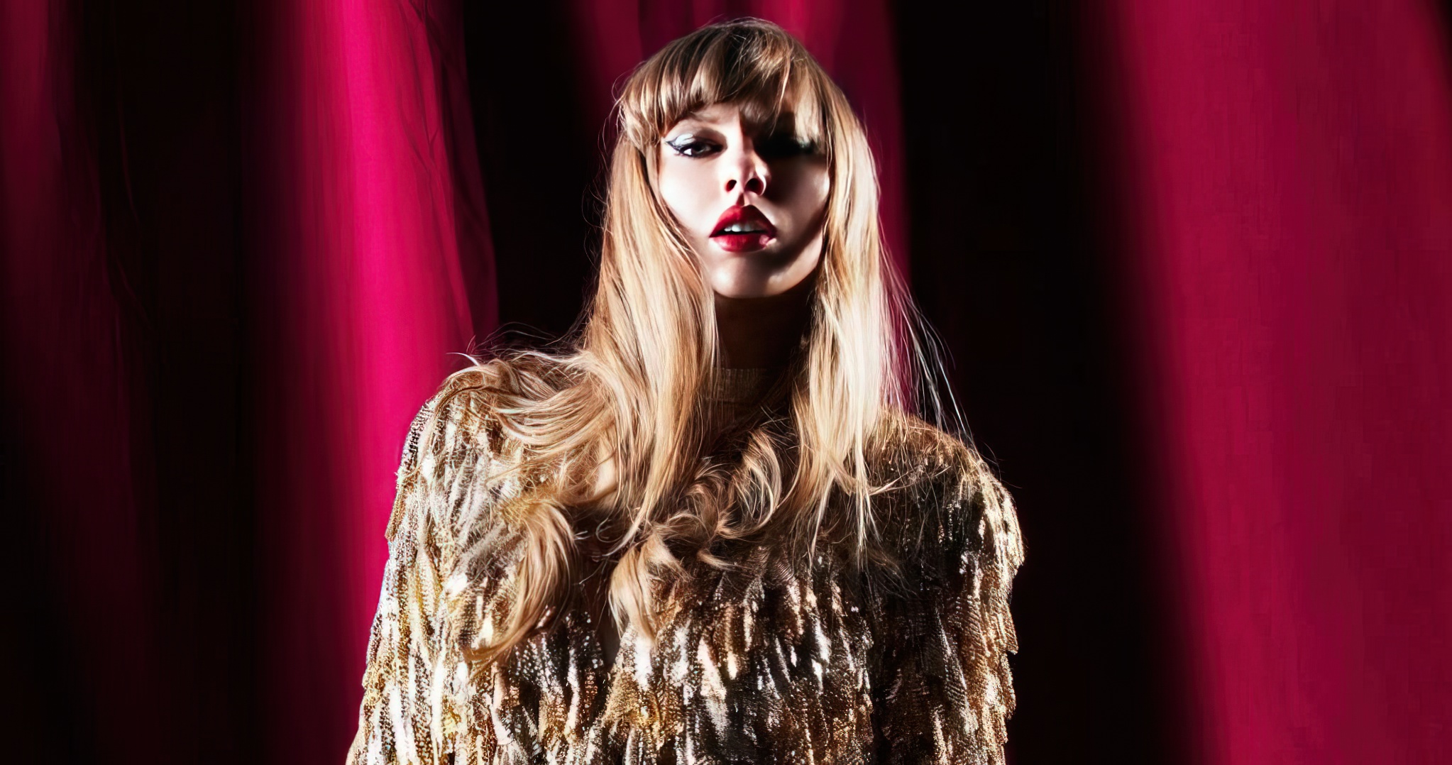 Taylor Swift alcanza ocho No. 1 en el Billboard Global 200 y empata con BTS
